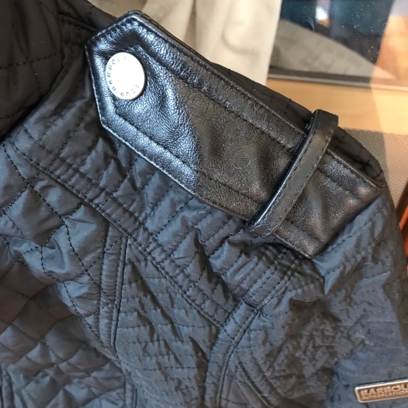 Barbour Women’s Falco Extractor Insulated Jacket - Picture 4 of 8